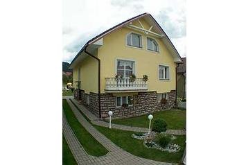 Slovacia Byt Liptovské Sliače, Exteriorul